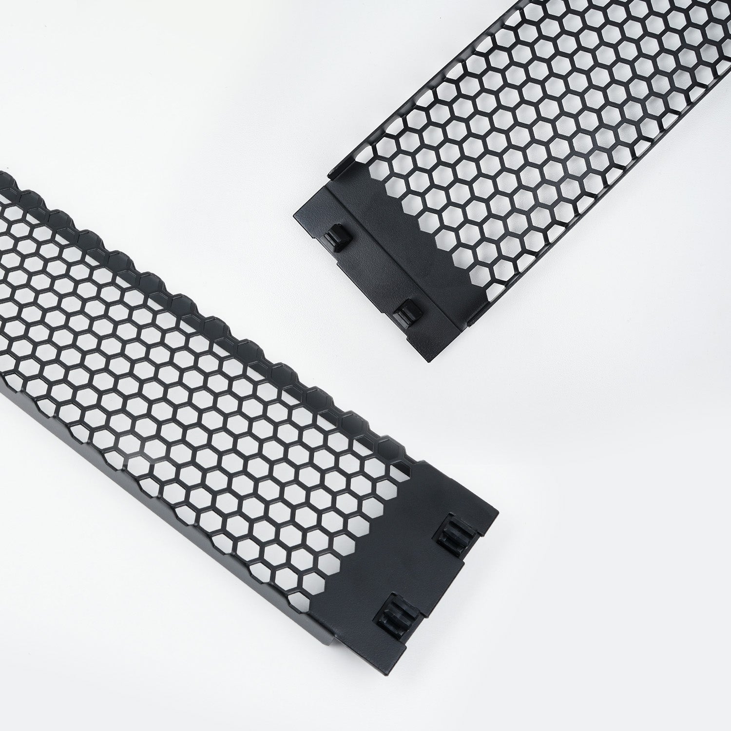 2U Tool-less Vented Blanking Panel (2-Pack)