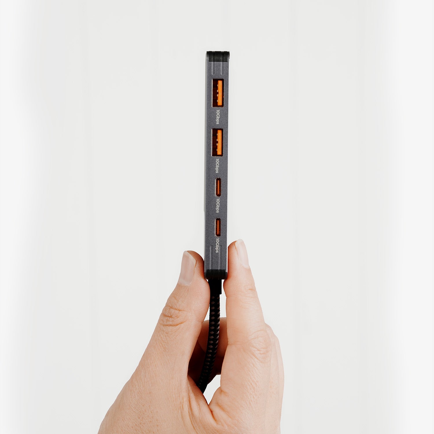 4 port USB-C Gen 2 hub